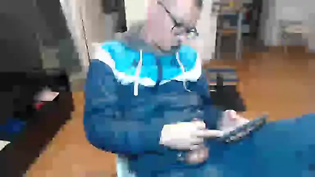guachin_hunk - Guachin_hunk's free webcam - UK Sex Cams