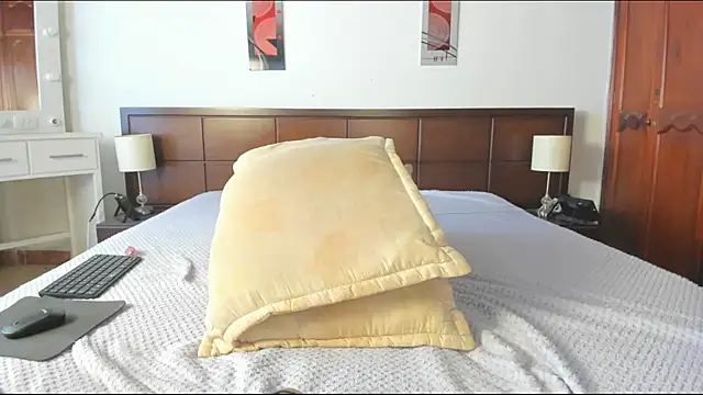 MiaMarin_hot webcam