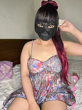 Ariana__Marie live cam on StripChat