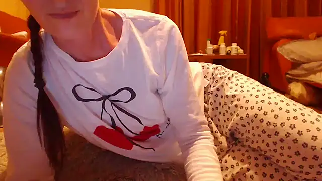 lovelyandragirl (Ask my age) - HUUGEEE SQUIRT