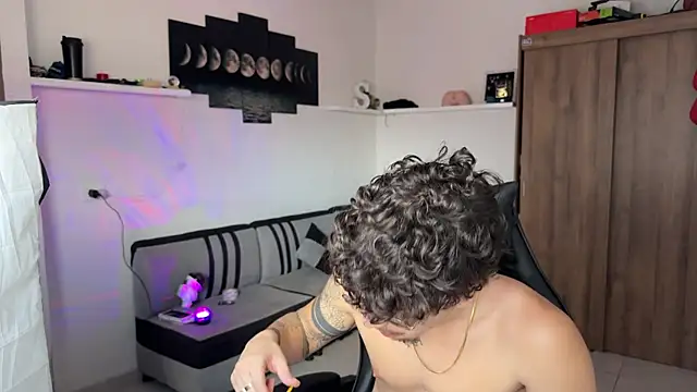 kisan_smith (M young) - #big-balls #big-cocks #bisexuals #brunettes #cam2cam #cheap-privates #colombian #ejaculation #erotic-dance #flexing #handjob #hd #masturbation #muscular #oil-show #orgasm #pov #recordable-privates #recordable-publics #small-audience #spanish-speaking #spanking #striptease #student #white #young