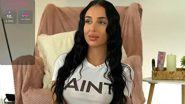 kairaandrews (F young) - Undress me first 💖