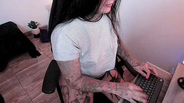 unatatuada (F young) - spit tits