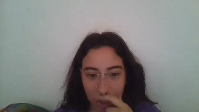 moonandzukko (G teen) - Blowjob and saliva
