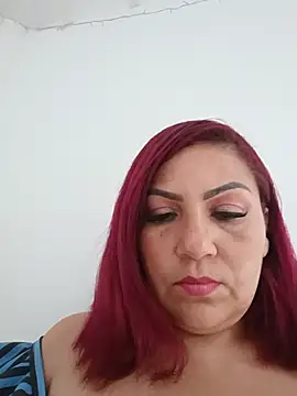 Agata_Traviesa live cam on StripChat