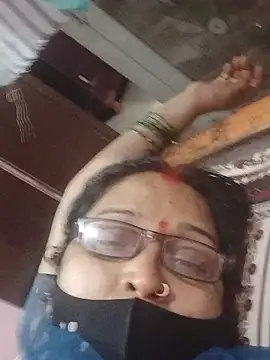 desi_sugar (F milf) - Face show