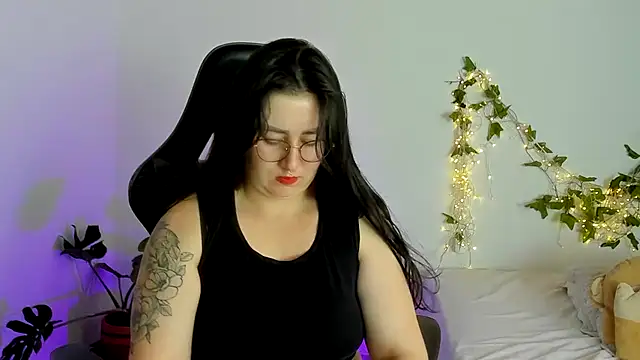 susan_foxx (F young) - Are you playing with my ass? Lush in my
