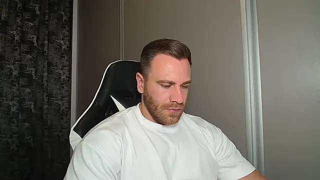thori92 (Ask my age) - Blow clouds and cum show