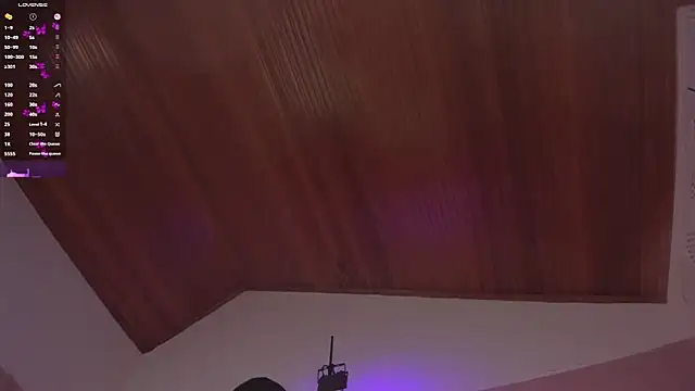 elodie_walker webcam
