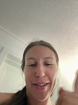 jlynnf webcam