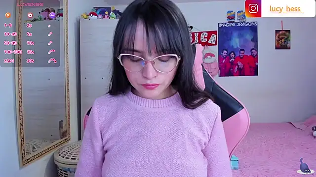 Lucyy-hess webcam
