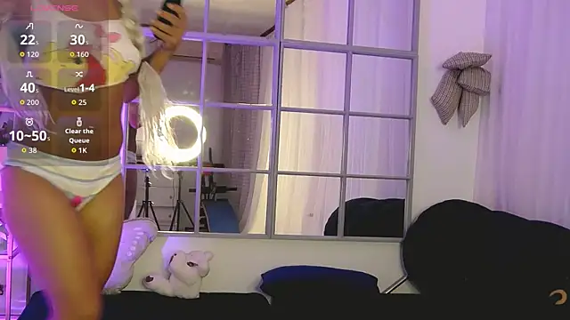 SarahRaynex webcam