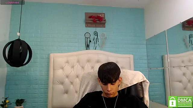 draxblade09 (M twink) - Come on make me rub my cock