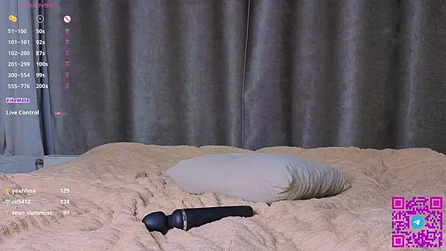 LitellyBella webcam