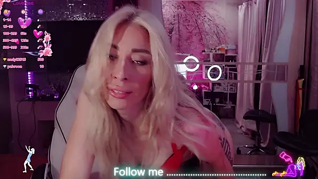 AnnieGOld_ webcam