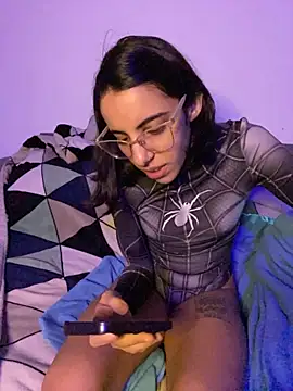 Poison_Ivy_29 webcam
