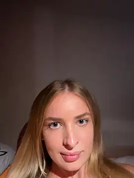 evieevans - EvieEvans's free webcam - UK Sex Cams