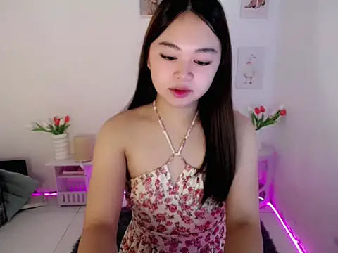 lustfullakim live cam on StripChat