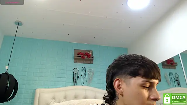 DraxBlade09 live cam on StripChat