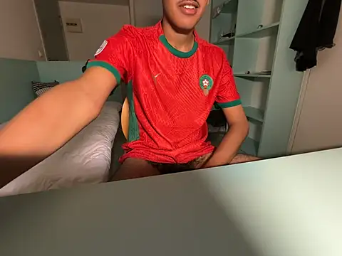 Rebeu_77