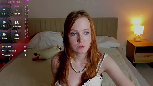 ari-kittyy - Ari-kittyy's free webcam - UK Sex Cams