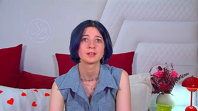anneavelin - AnneAvelin's free webcam - UK Sex Cams