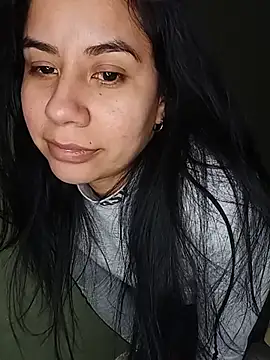 Michellluxo webcam