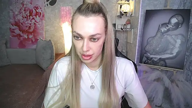 NickyAdamidi webcam