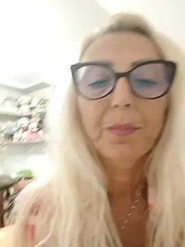 _sexyBLONDE46_ webcam