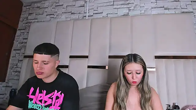 ANLLELOAndANGELA webcam