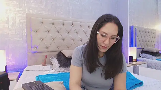 Antonella_Saa webcam