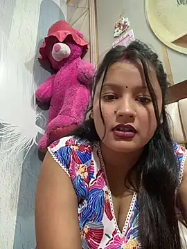 Aarohi_Thakur webcam