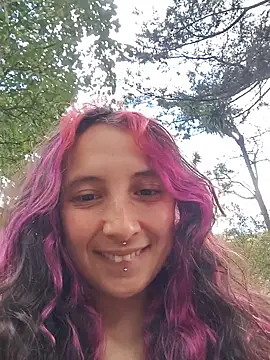 _Laary_Lily webcam
