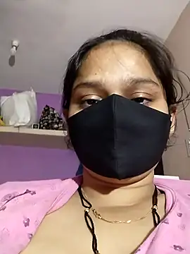 Priyanka_30 webcam