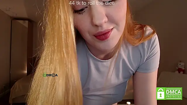 lulu_moonmoon webcam