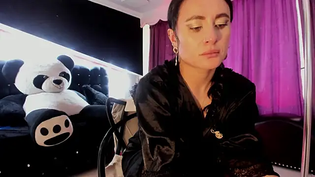 Coral_Gibson webcam