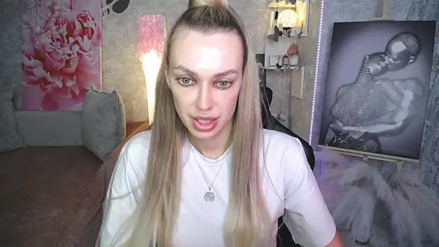 NickyAdamidi webcam