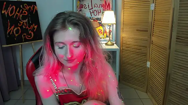CamillaDreamer webcam