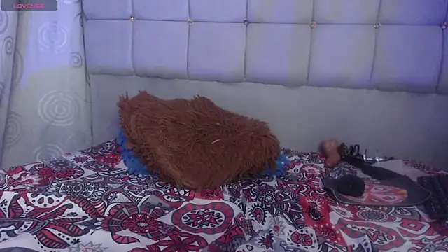 charlotte_brawn webcam