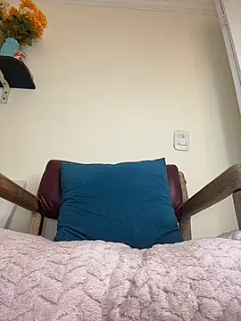 LilaRvsh webcam