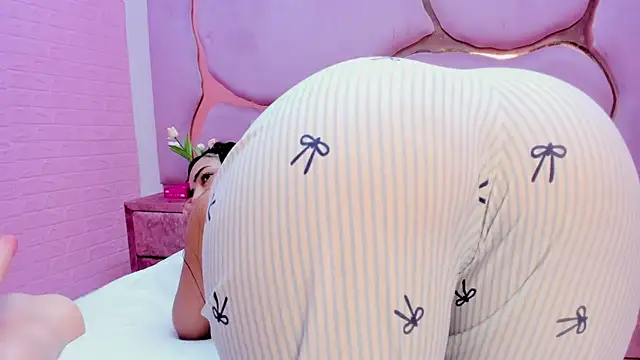 LaurendPink webcam