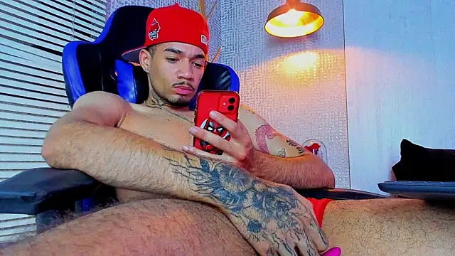 Daniel_huge22 webcam