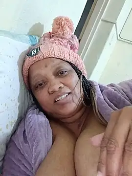 BBW123MILF webcam