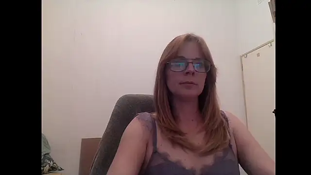 SavannaGirly webcam