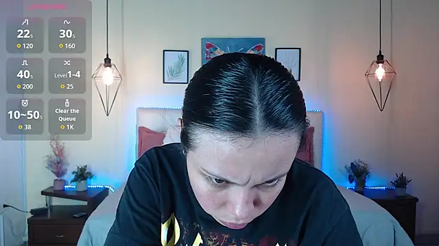 Megan_05_