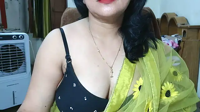Cute_Mahi22 webcam