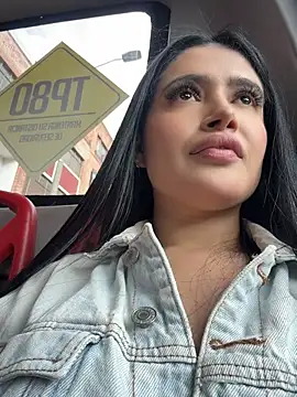 Sara_fun's live cam