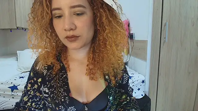 Charlotte11-11 webcam