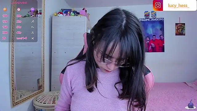 Lucyy-hess webcam