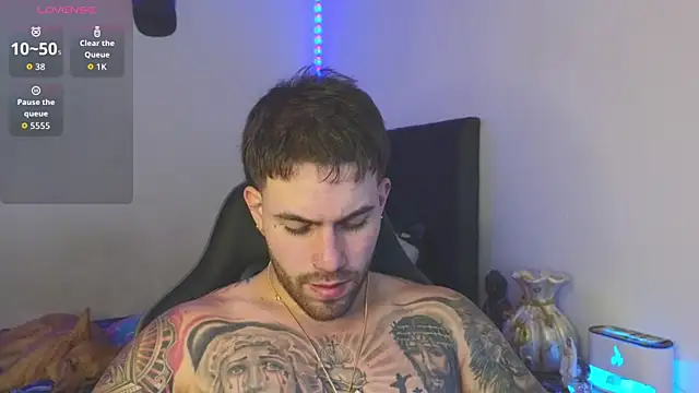 Ades_Lowe webcam